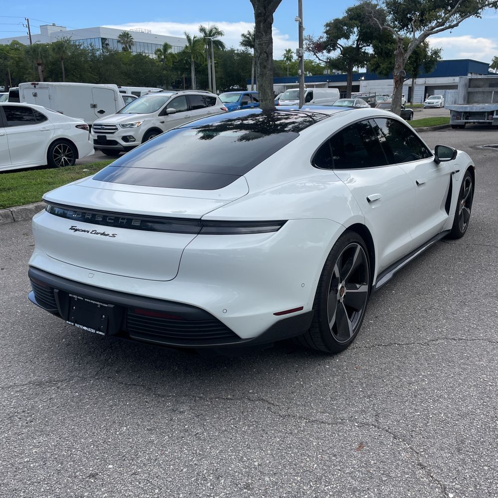 2020 Porsche Taycan Turbo S