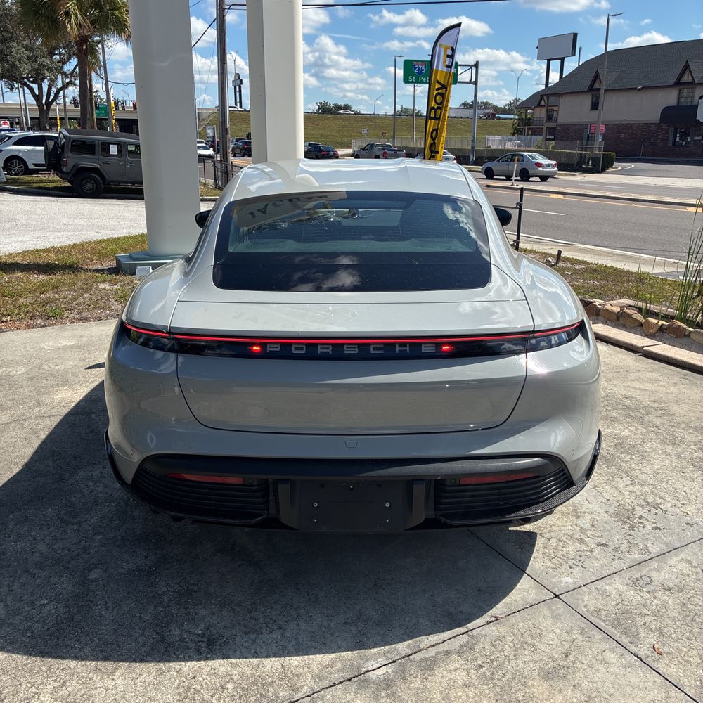 2021 Porsche Taycan Turbo S