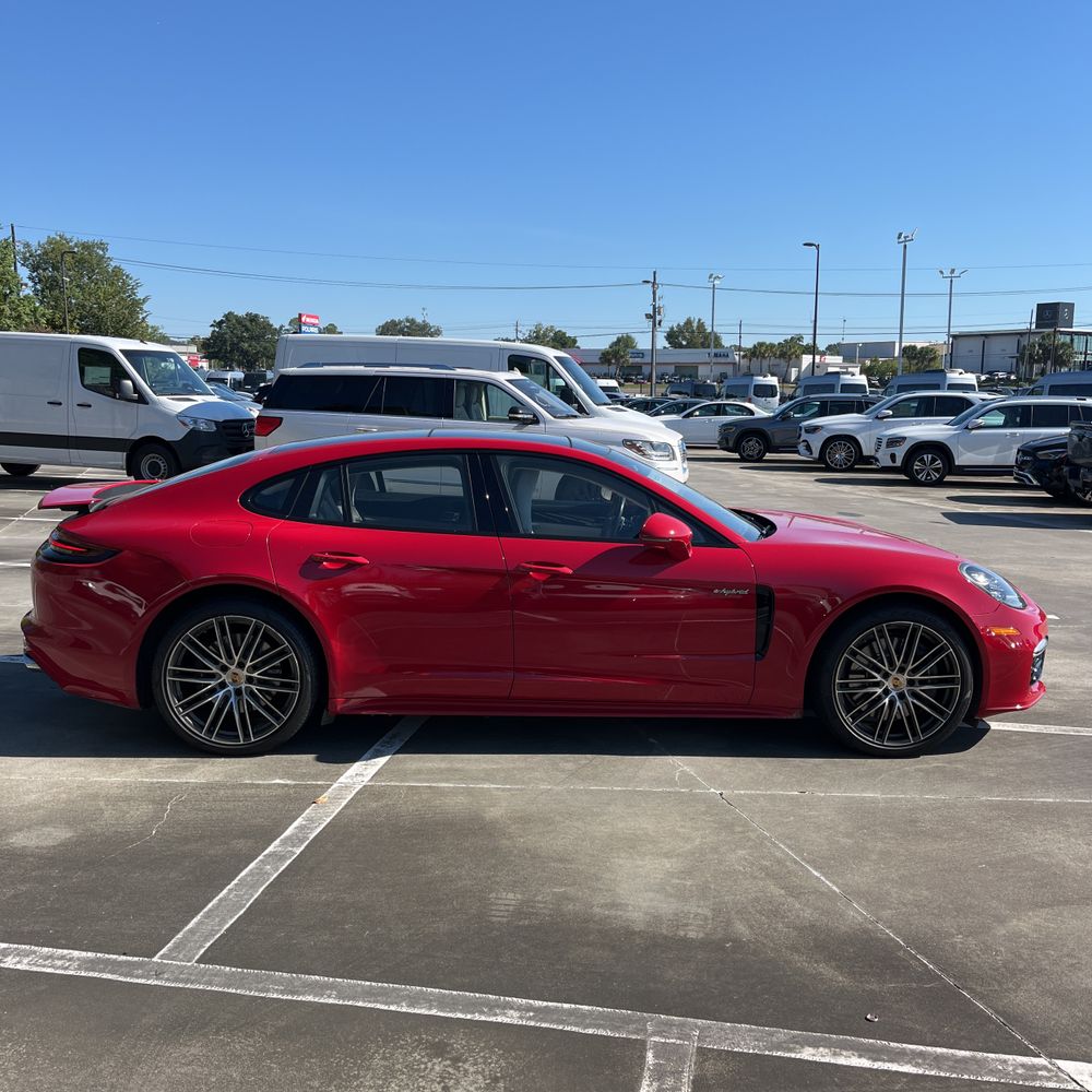 2019 Porsche Panamera 4 E-Hybrid