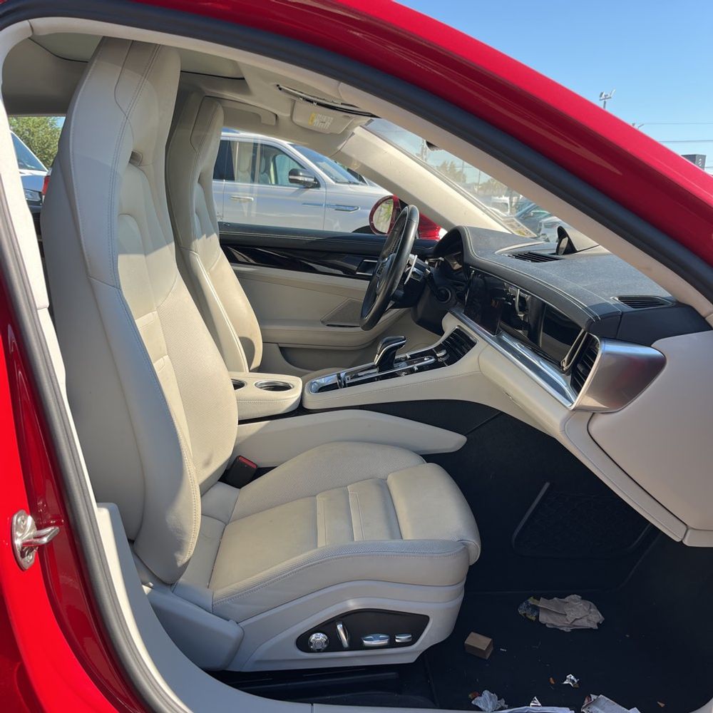 2019 Porsche Panamera 4 E-Hybrid