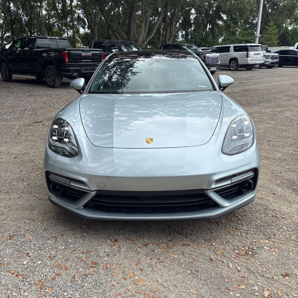 2017 Porsche Panamera Turbo