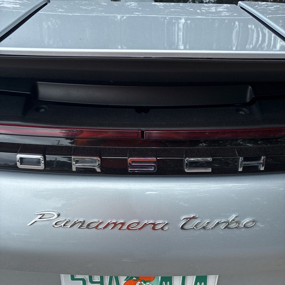 2017 Porsche Panamera Turbo