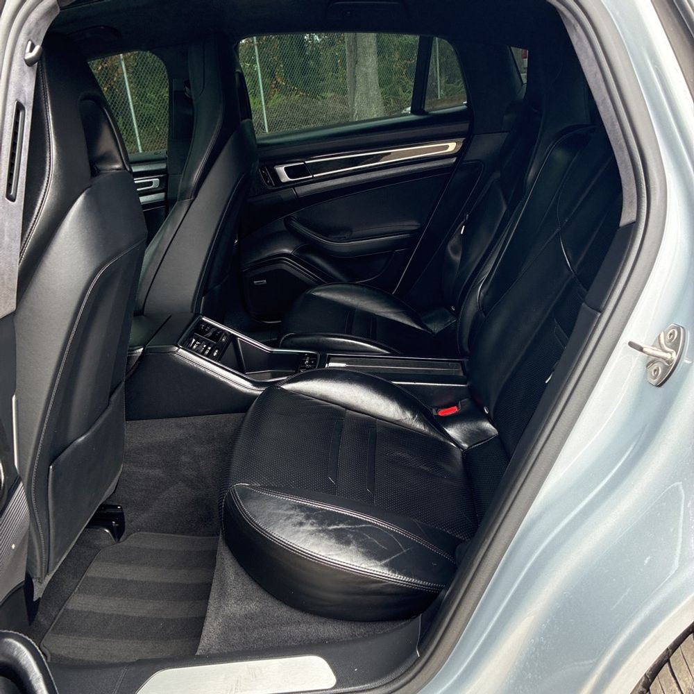 2017 Porsche Panamera Turbo