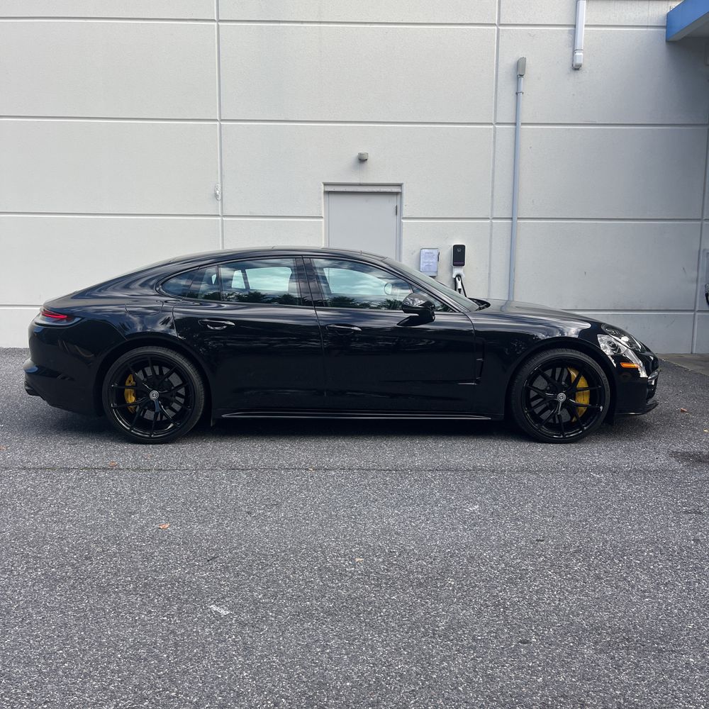 2023 Porsche Panamera Turbo S