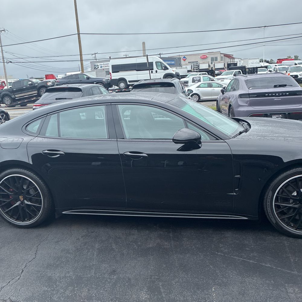 2019 Porsche Panamera GTS