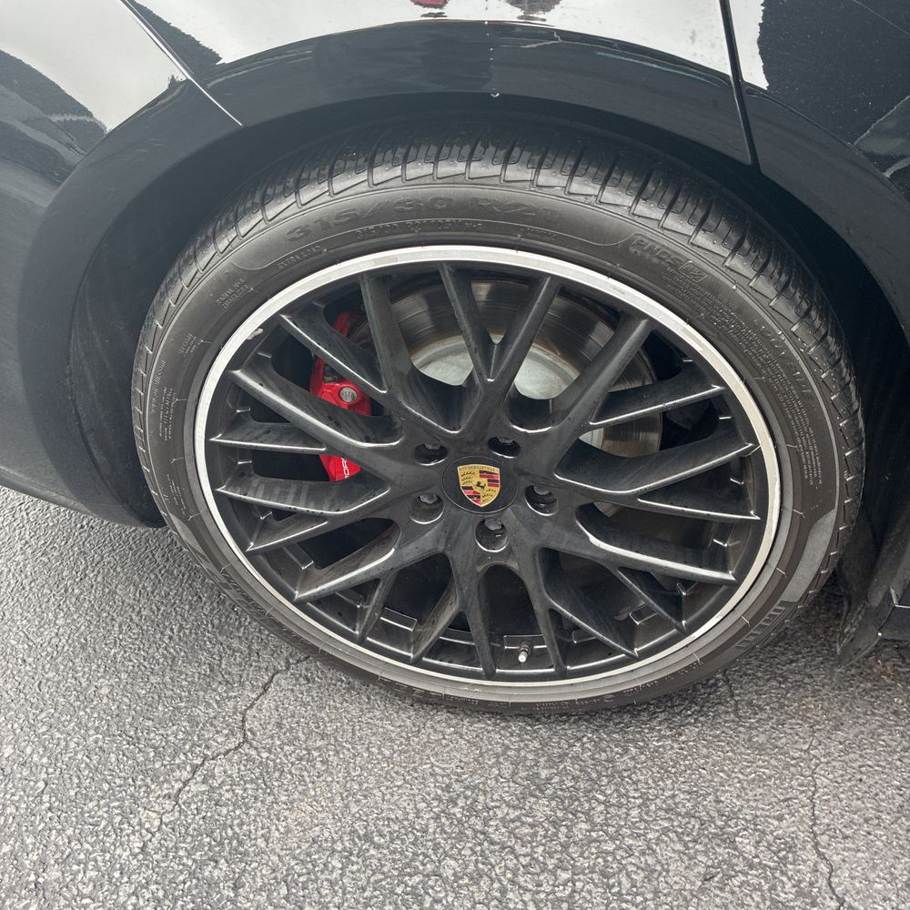 2019 Porsche Panamera GTS