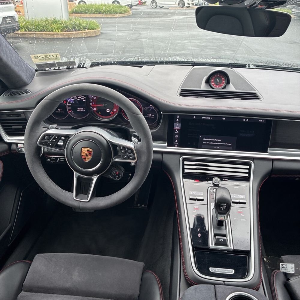 2019 Porsche Panamera GTS