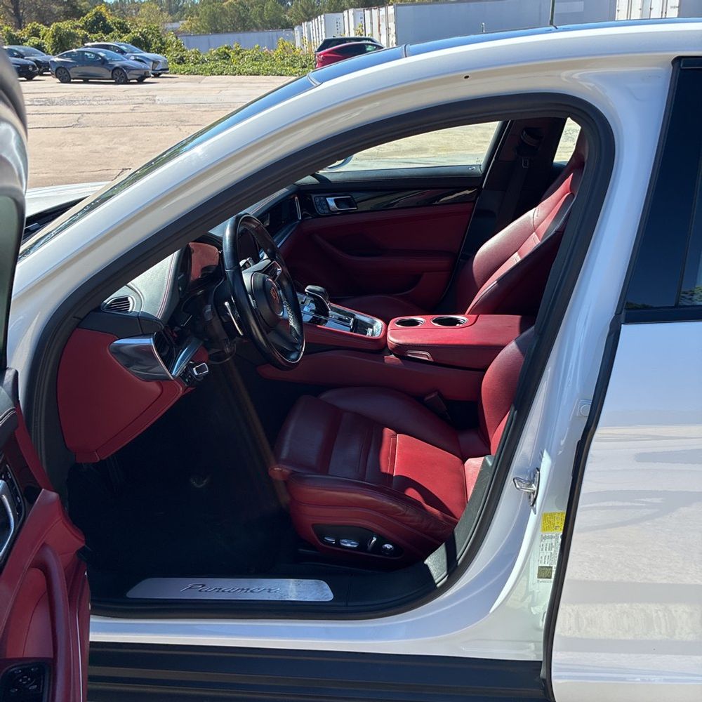 2021 Porsche Panamera Base