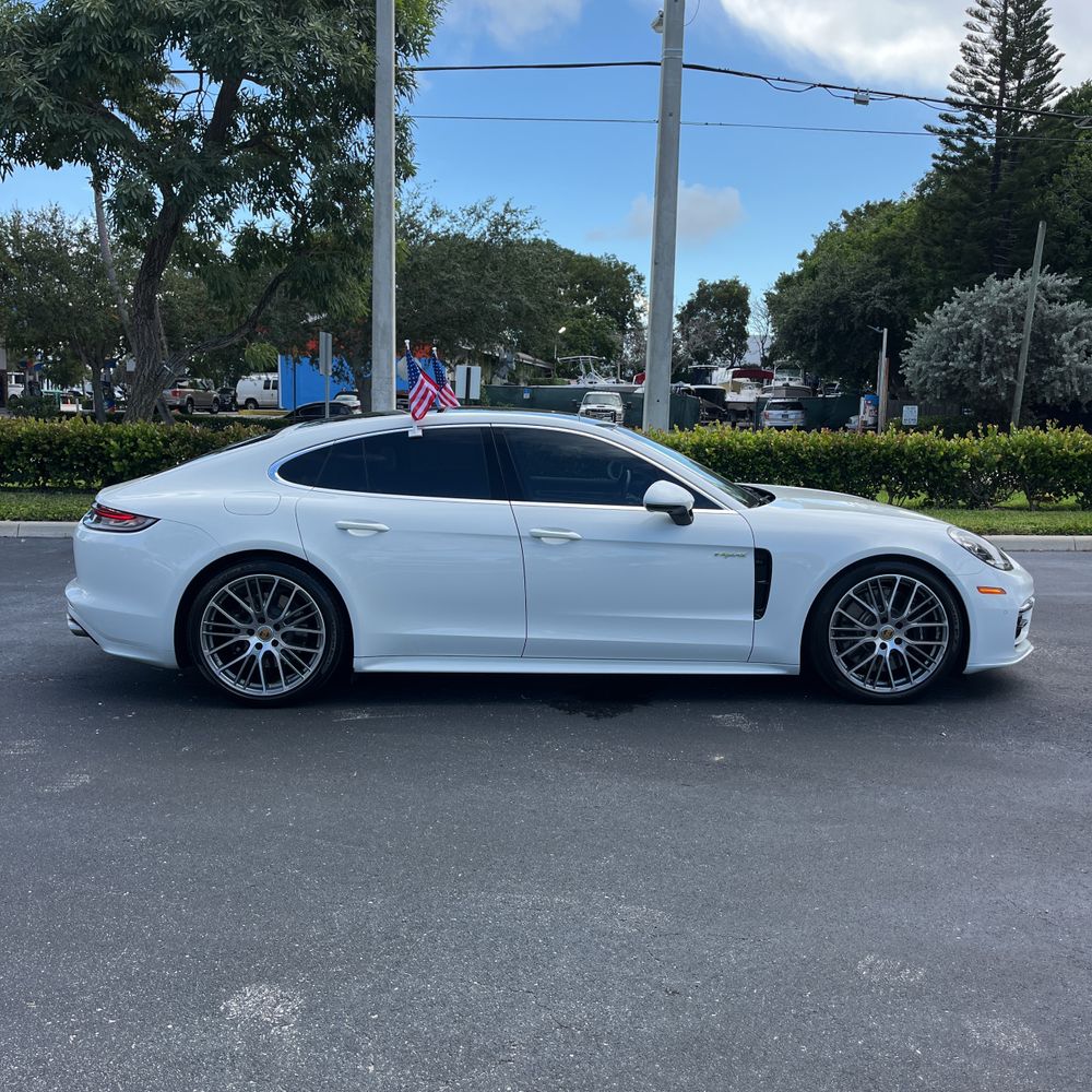 2023 Porsche Panamera 4S E-Hybrid
