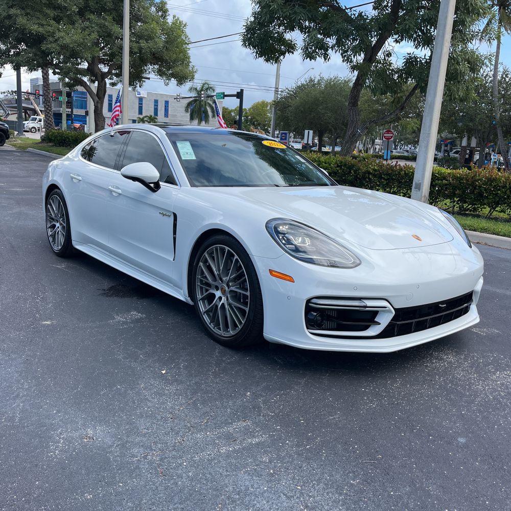 2023 Porsche Panamera 4S E-Hybrid