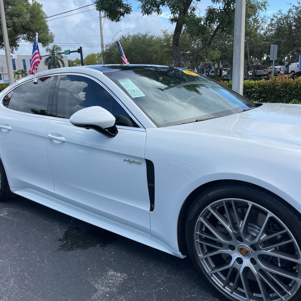 2023 Porsche Panamera 4S E-Hybrid