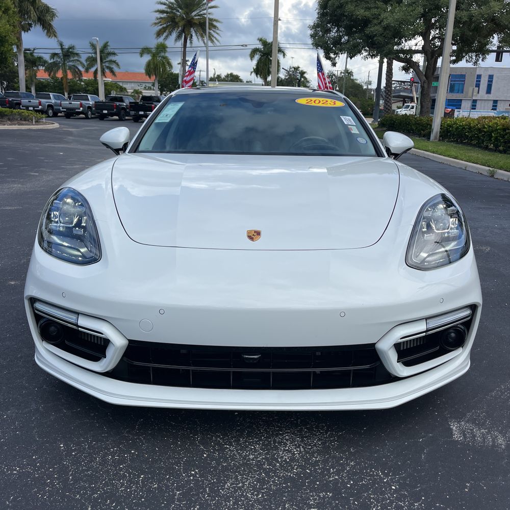 2023 Porsche Panamera 4S E-Hybrid