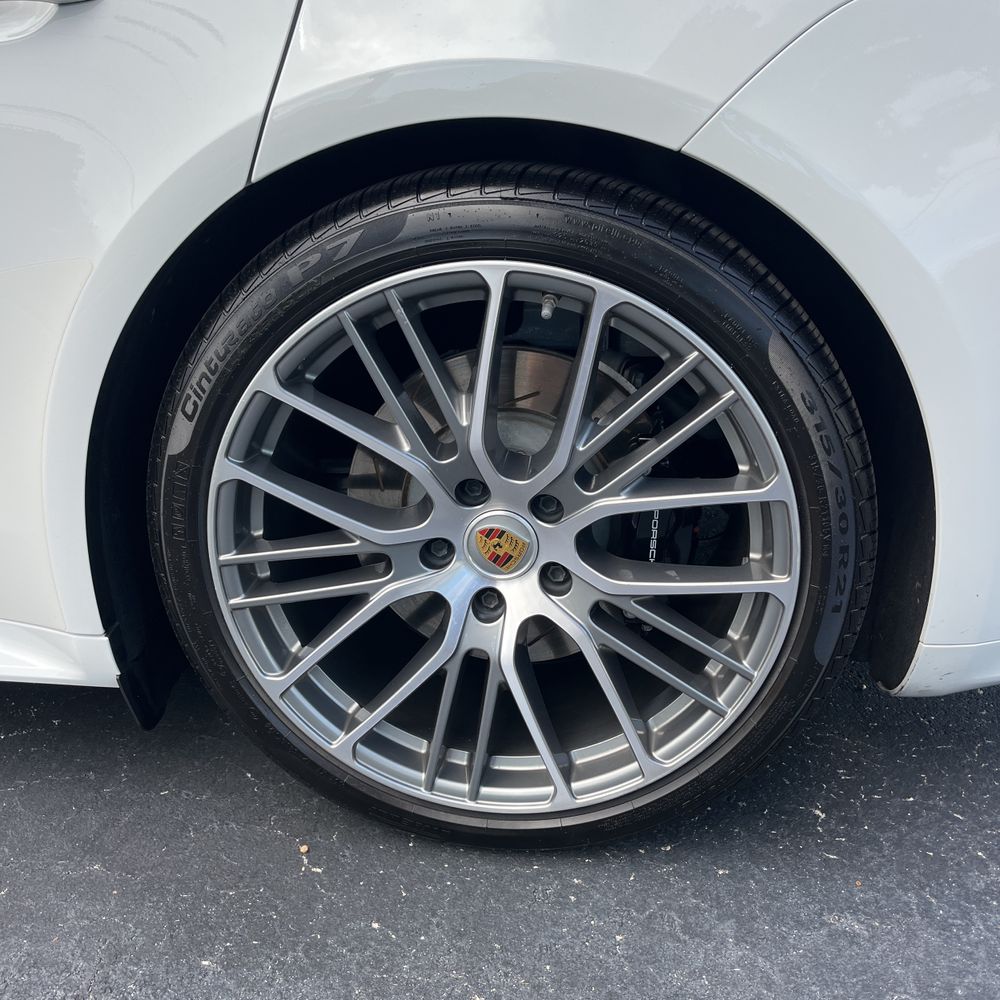 2023 Porsche Panamera 4S E-Hybrid