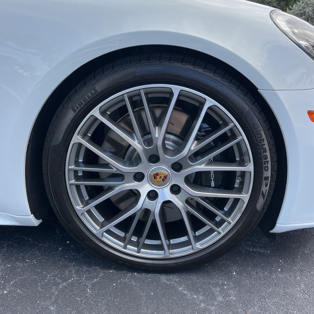 2023 Porsche Panamera 4S E-Hybrid