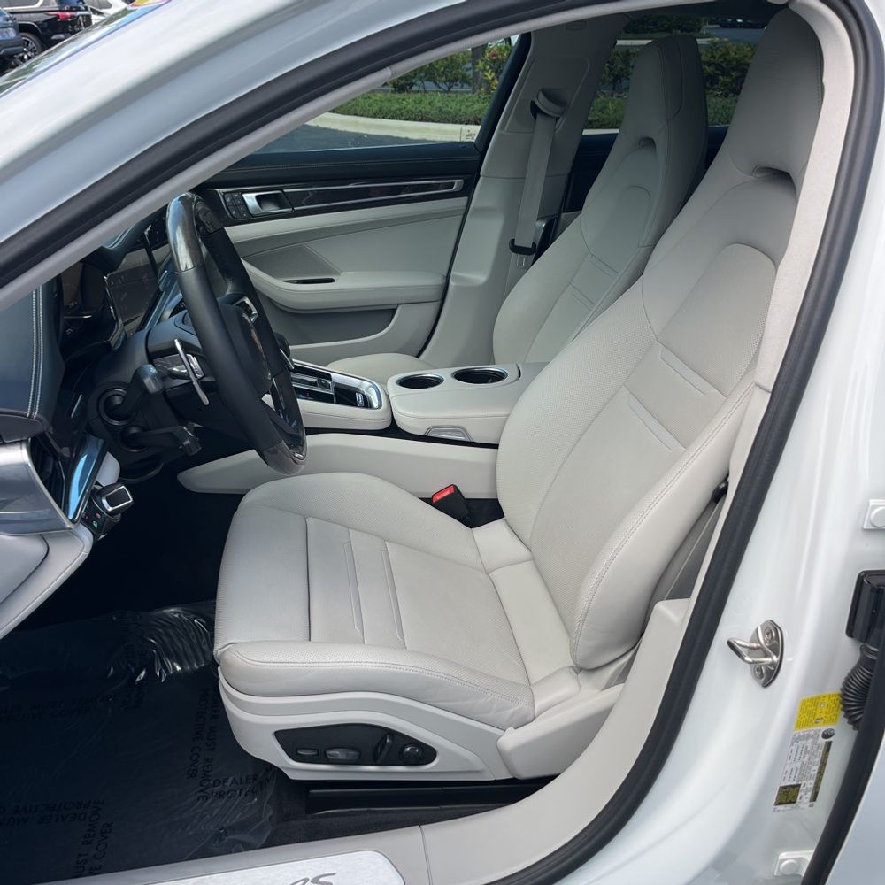 2023 Porsche Panamera 4S E-Hybrid