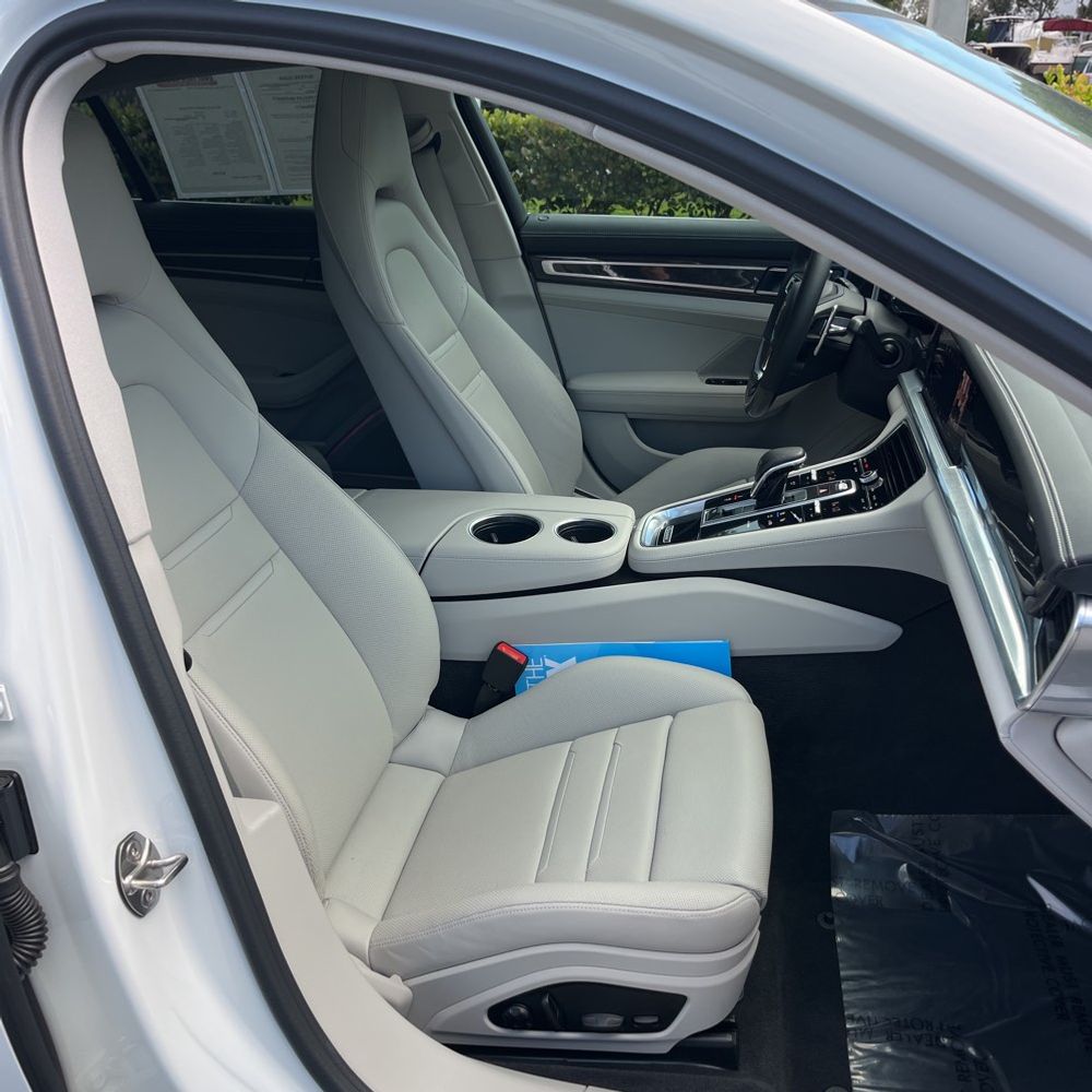 2023 Porsche Panamera 4S E-Hybrid