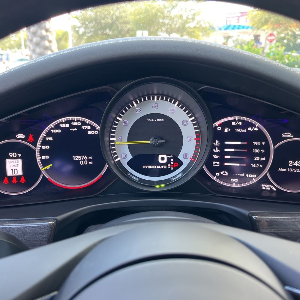 2023 Porsche Panamera 4S E-Hybrid