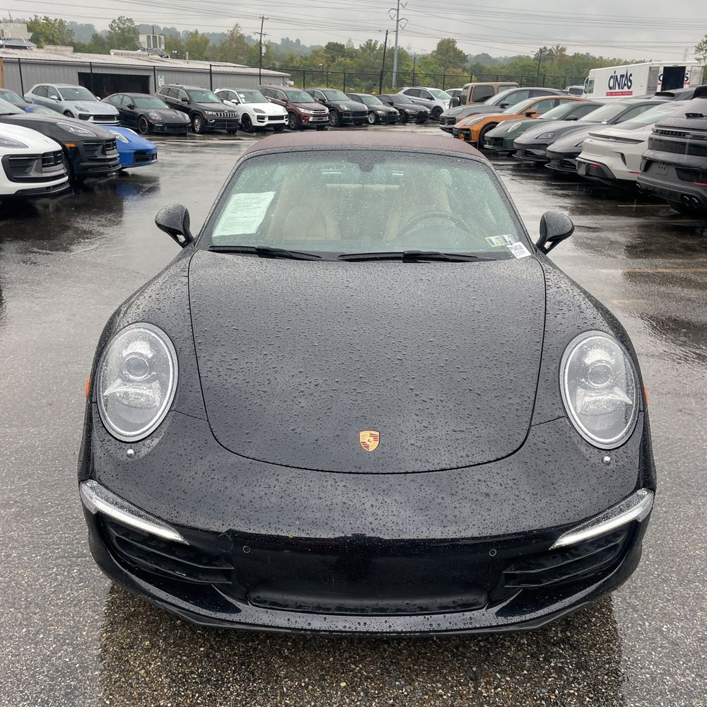 2015 Porsche 911 Carrera 4 Base