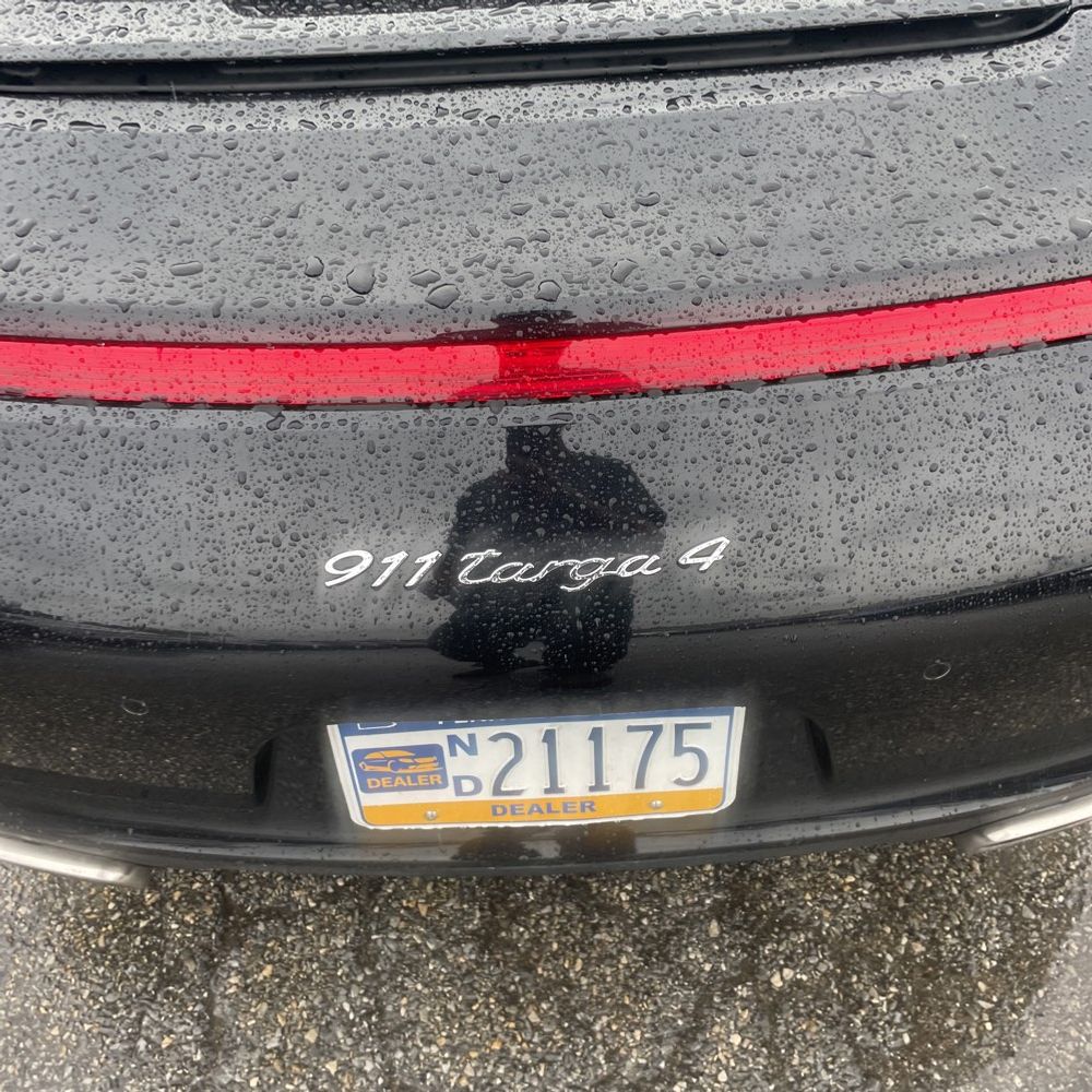 2015 Porsche 911 Carrera 4 Base