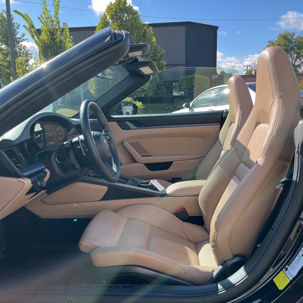 2022 Porsche 911 Carrera