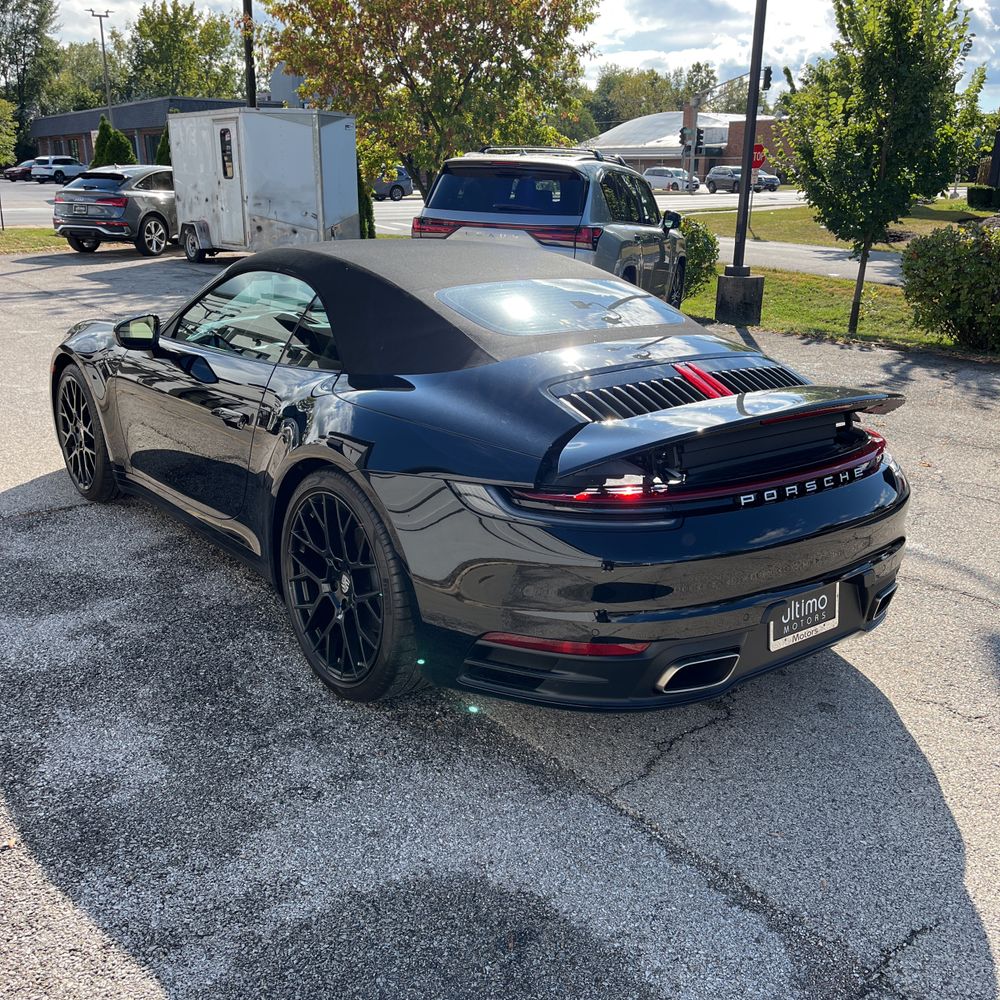 2022 Porsche 911 Carrera