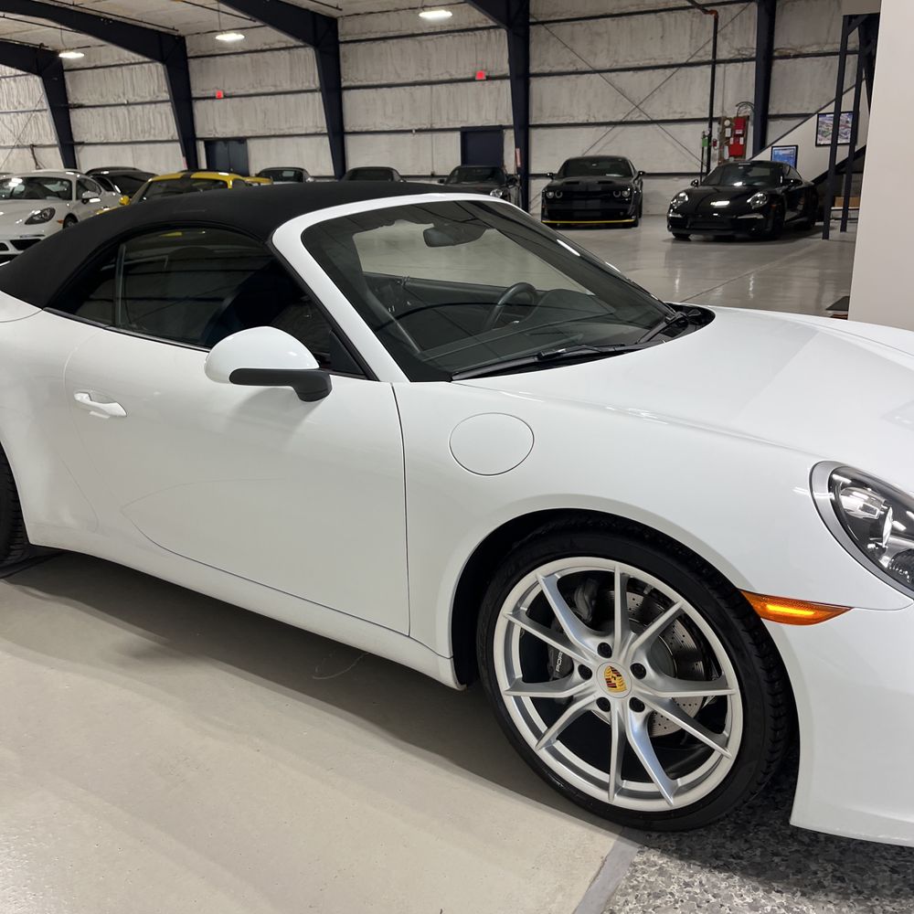 2018 Porsche 911 Carrera