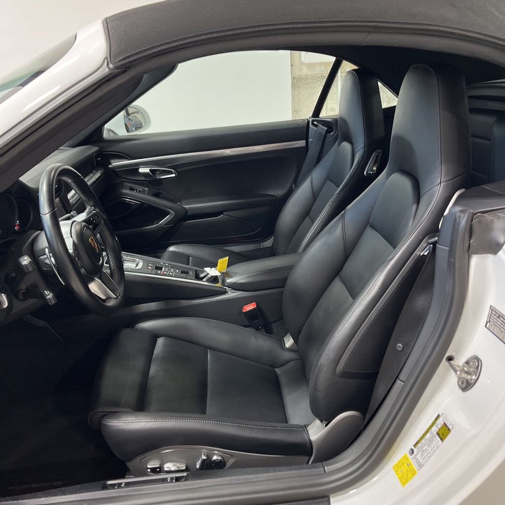 2018 Porsche 911 Carrera