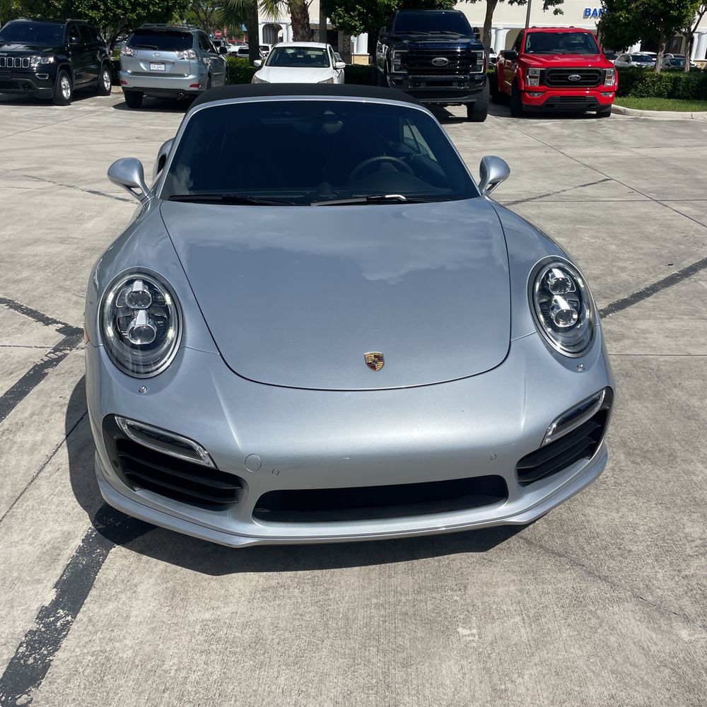 2015 Porsche 911 Carrera 4 Turbo S