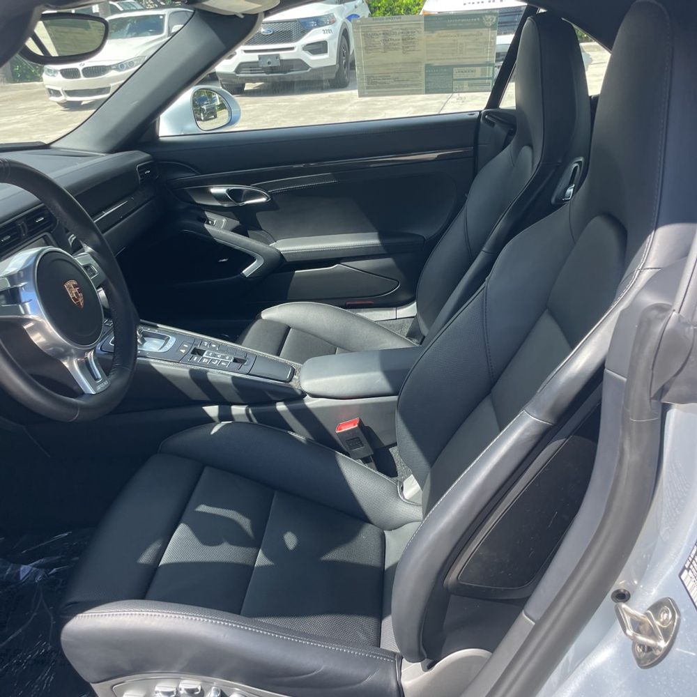 2015 Porsche 911 Carrera 4 Turbo S