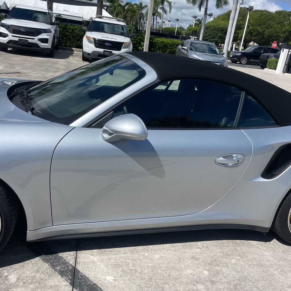 2015 Porsche 911 Carrera 4 Turbo S