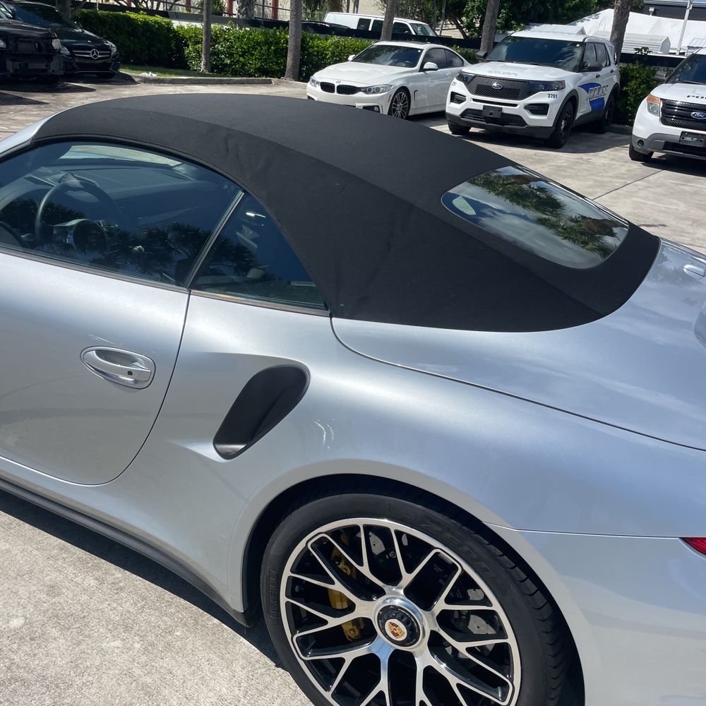 2015 Porsche 911 Carrera 4 Turbo S