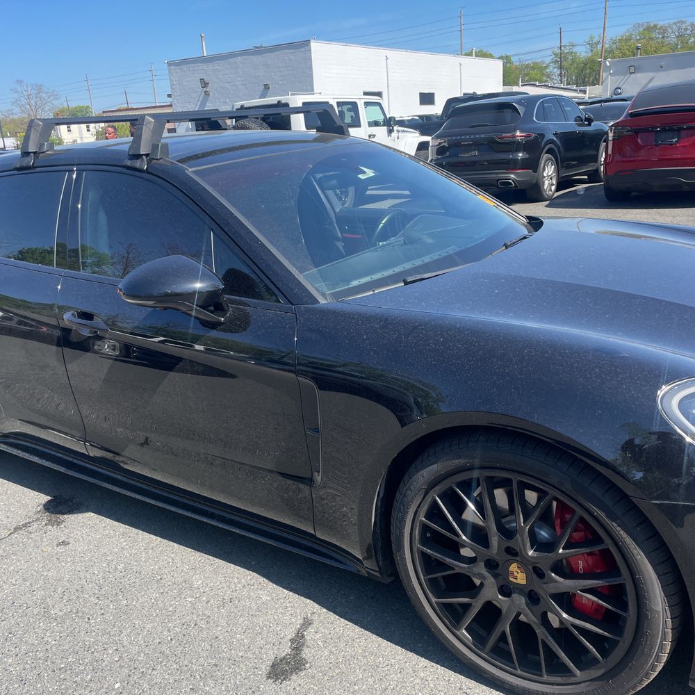 2020 Porsche Panamera GTS Sport Turismo