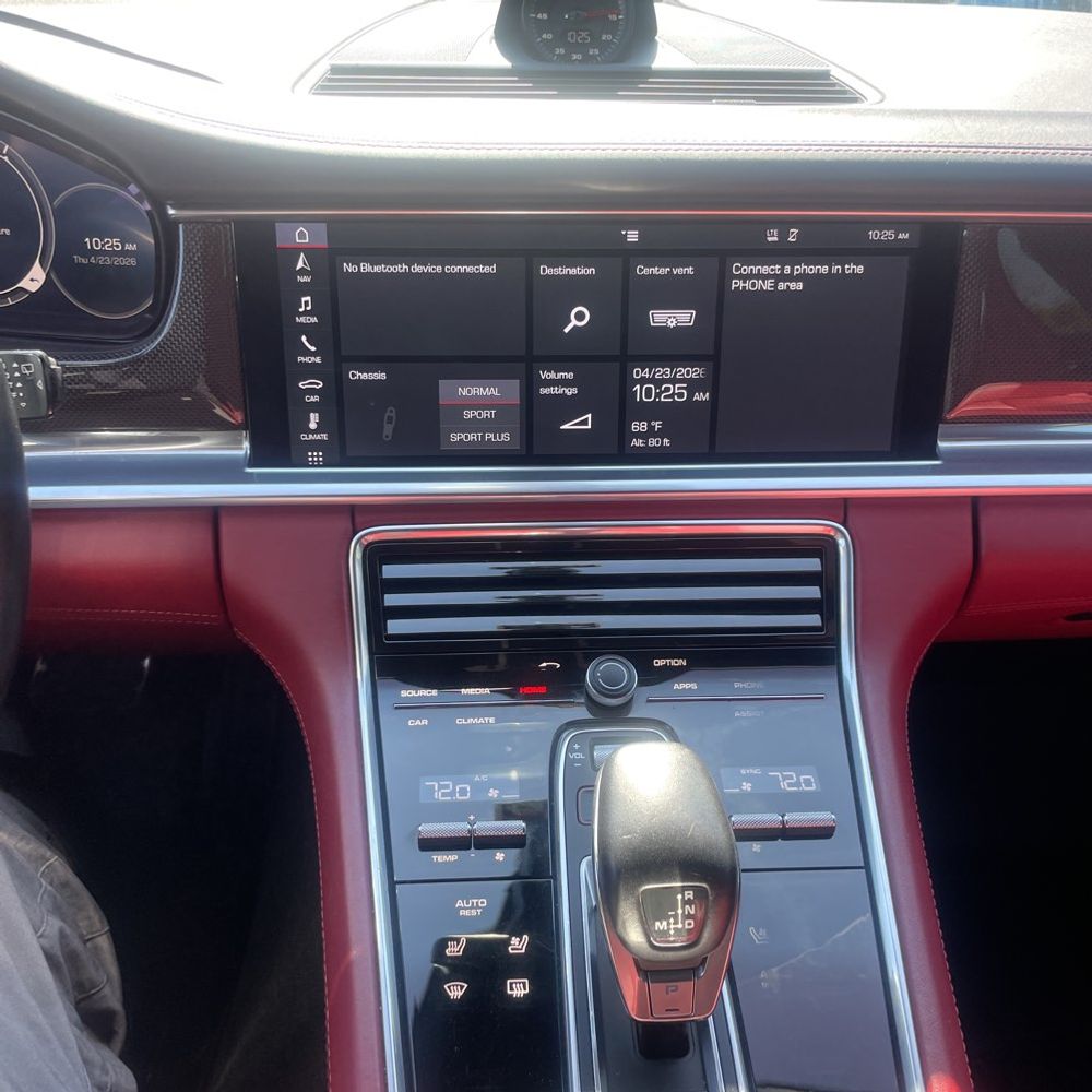 2020 Porsche Panamera GTS Sport Turismo
