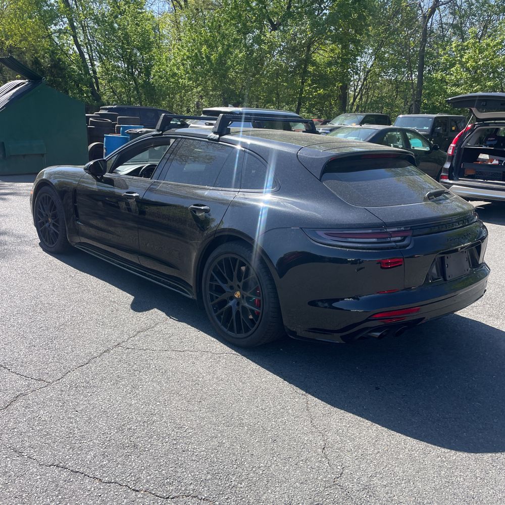 2020 Porsche Panamera GTS Sport Turismo