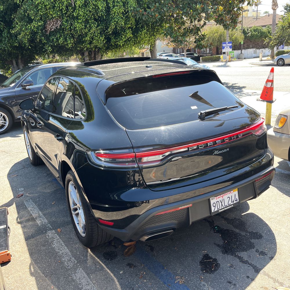 2023 Porsche Macan Base