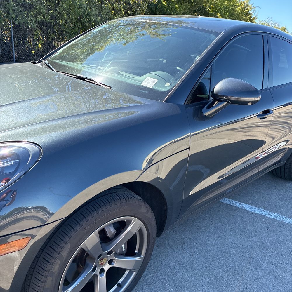 2024 Porsche Macan Base