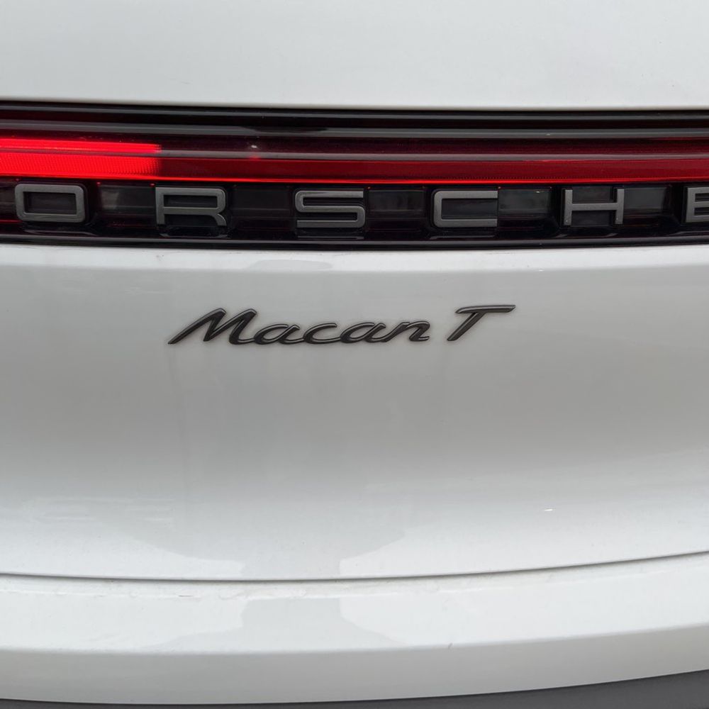 2023 Porsche Macan T