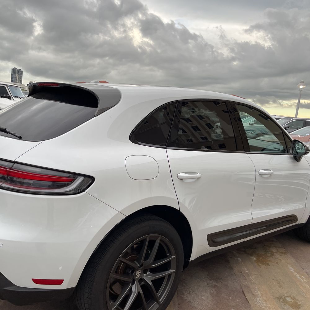 2023 Porsche Macan T