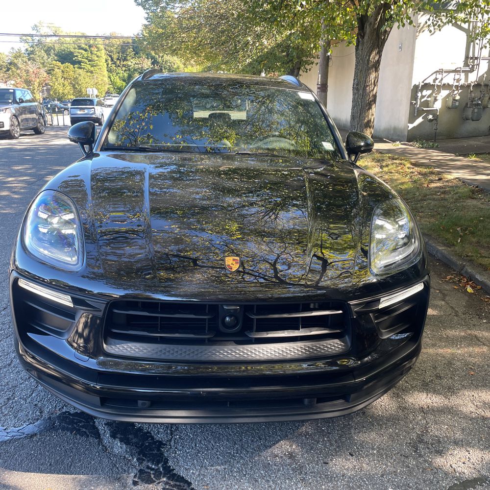2024 Porsche Macan Base