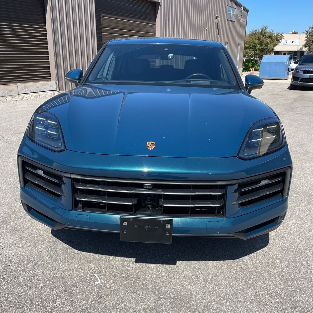 2024 Porsche Cayenne Base