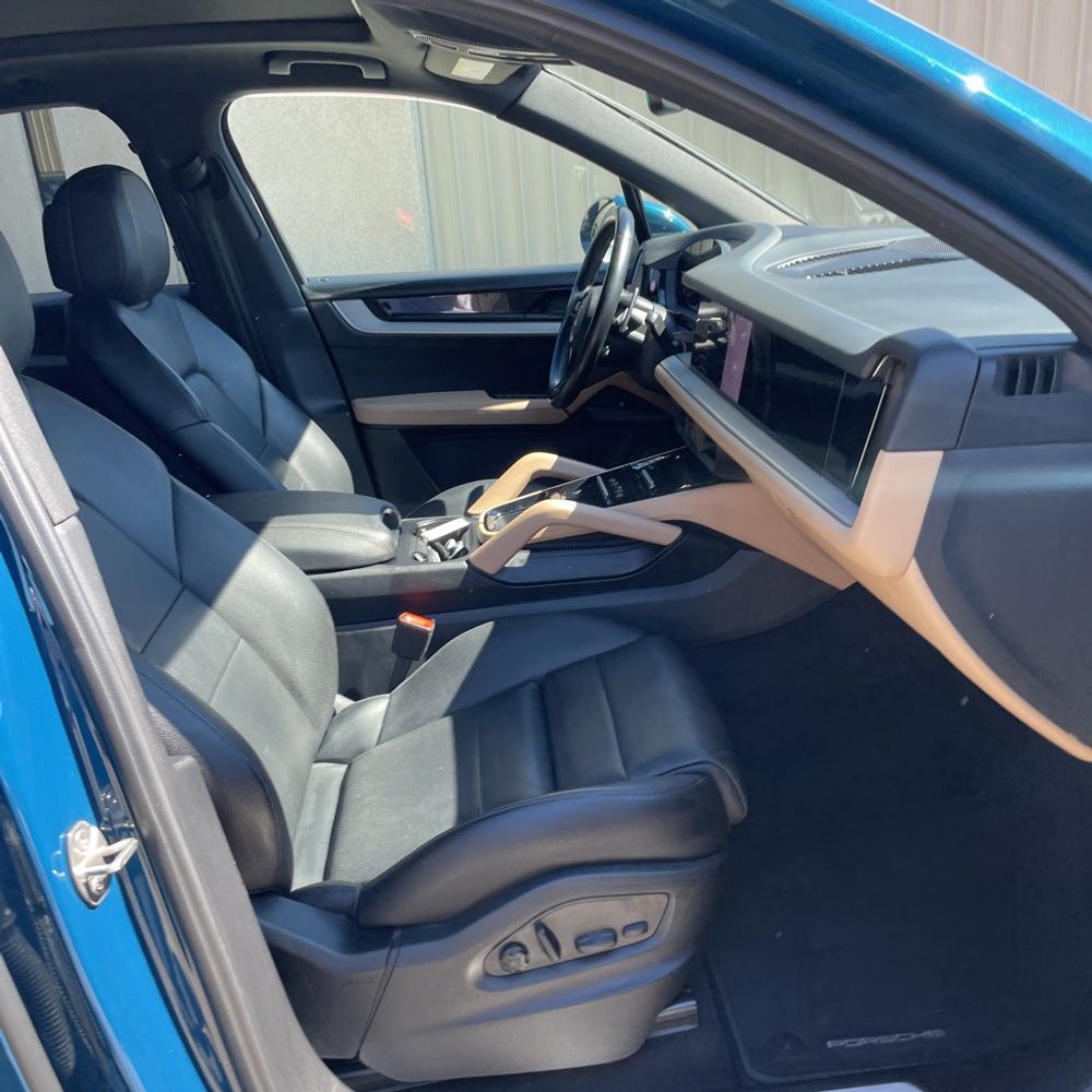 2024 Porsche Cayenne Base