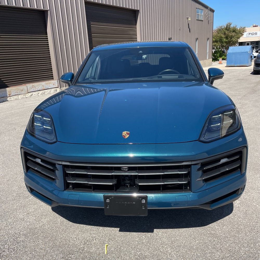 2024 Porsche Cayenne Base
