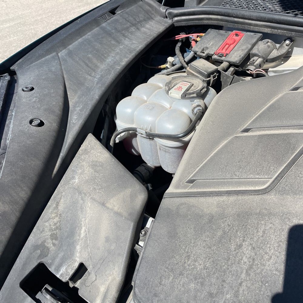2024 Porsche Cayenne Base