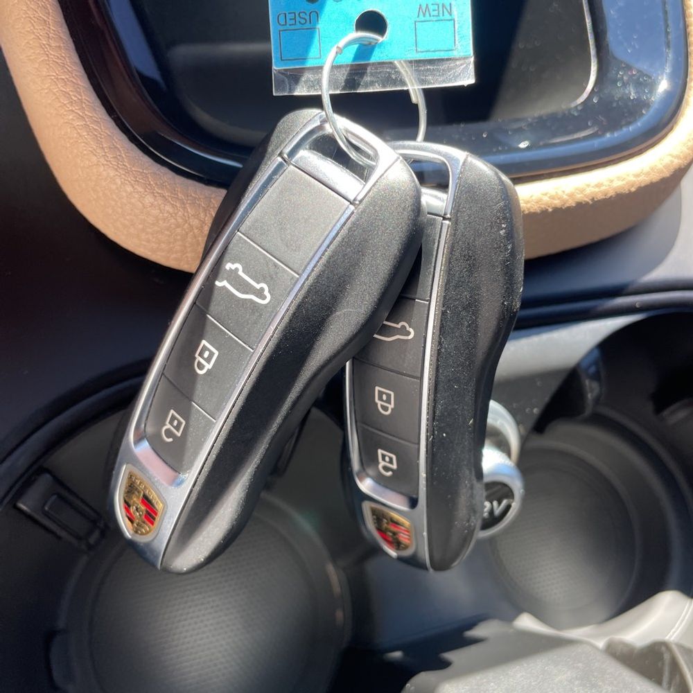 2024 Porsche Cayenne Base