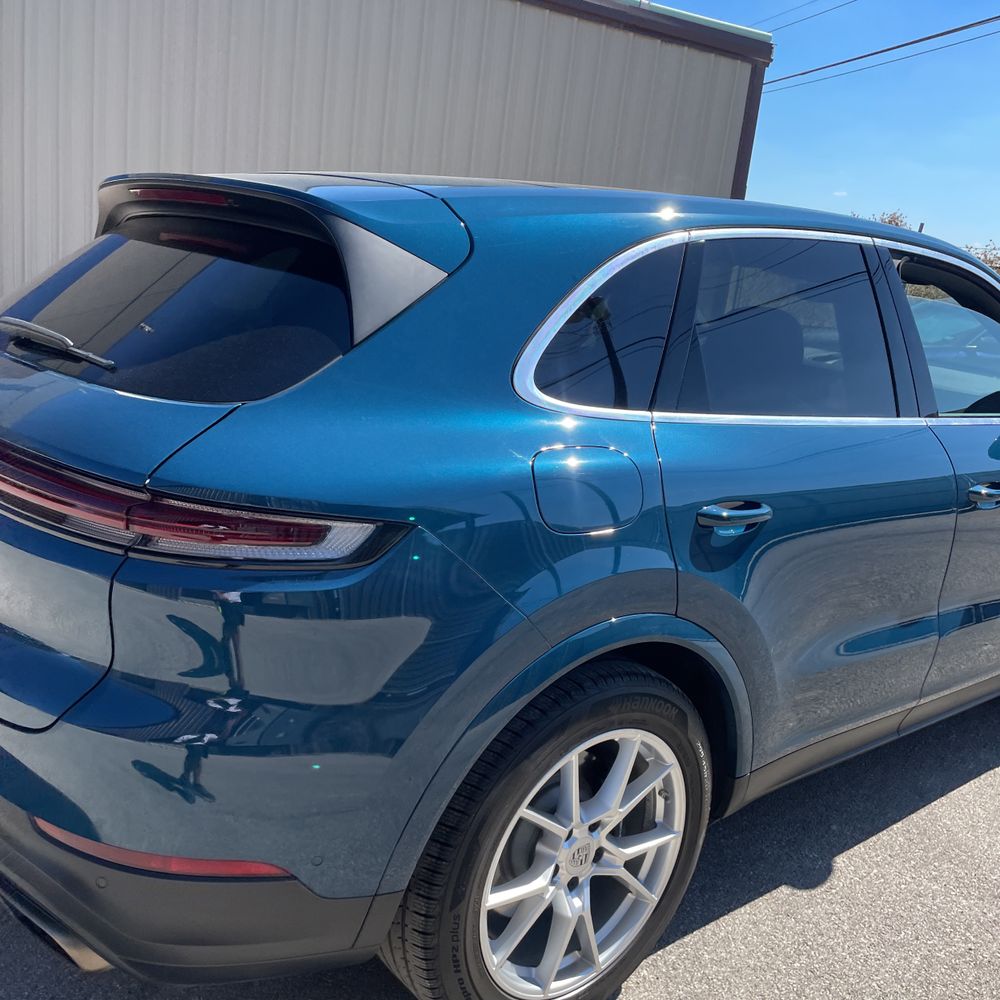 2024 Porsche Cayenne Base