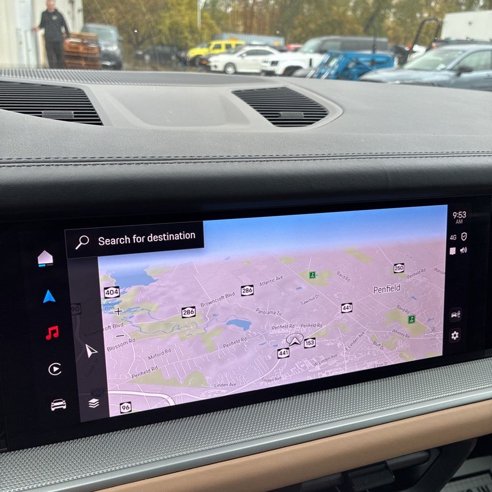 2024 Porsche Cayenne Base