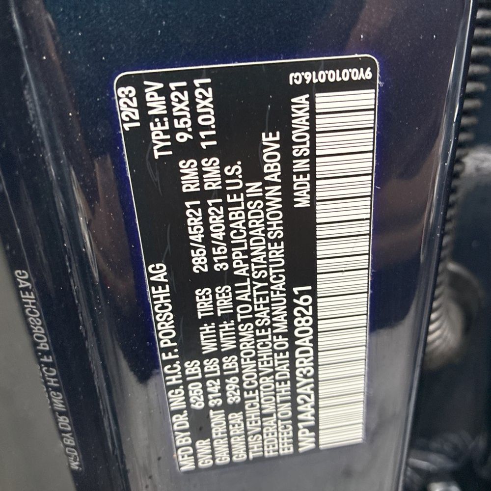 2024 Porsche Cayenne Base