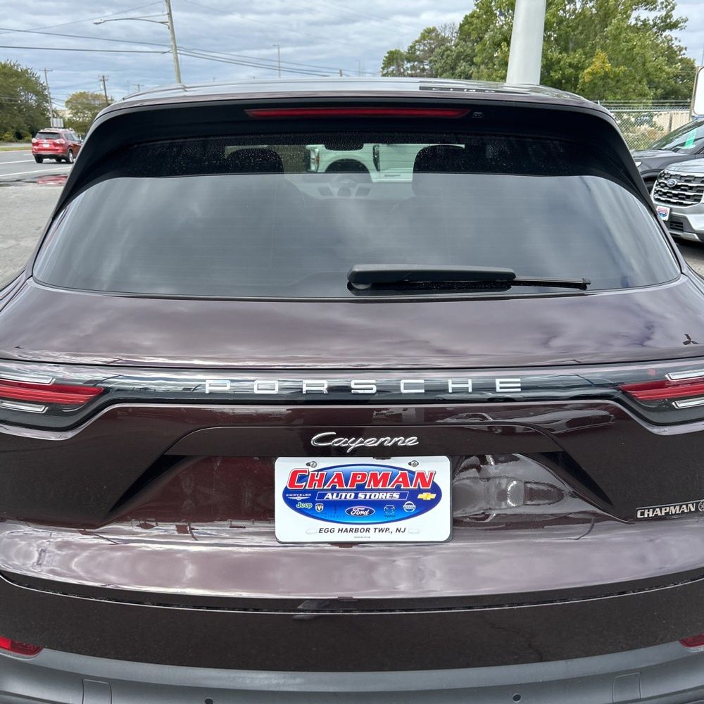 2023 Porsche Cayenne Base