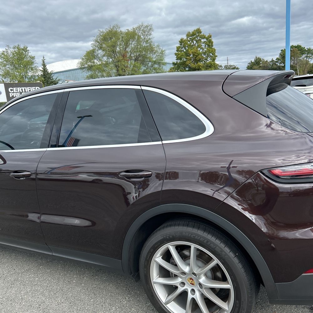 2023 Porsche Cayenne Base