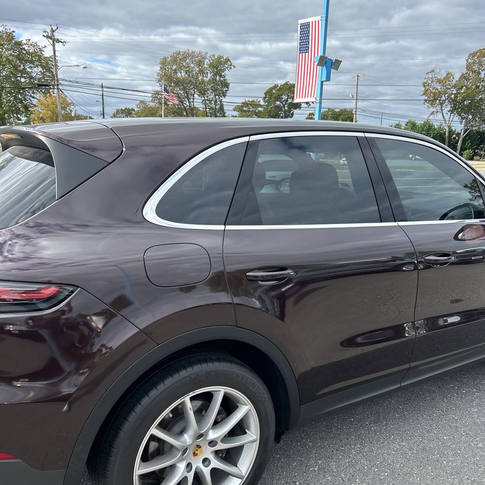 2023 Porsche Cayenne Base
